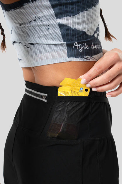 SPIDER -【女裝】"著咗好似冇著" 無縫熱封半截背心 - 水墨靈動