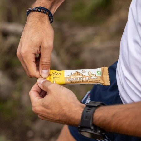 Meltonic - Cereal Bar - Cashew and fleur de sel