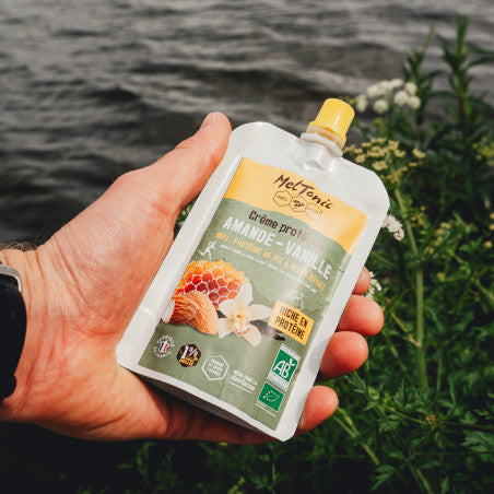 Meltonic - Organic Almond Protein Cream - Vanilla, Honey & Royal Jelly
